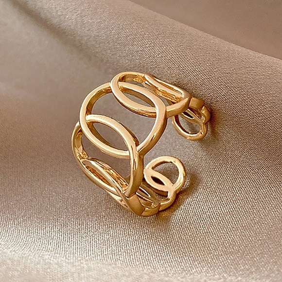 Gold Geometric Cuff Mary Ring - Open Size - Picture 3 of 7